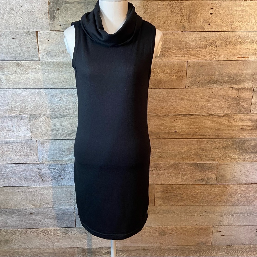 Le chateau black draped‎ neck dress  petite small